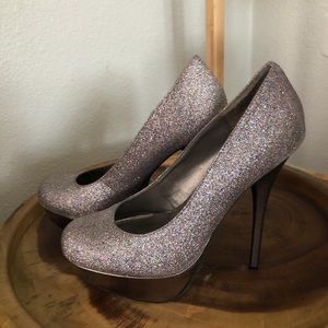Sparkly stilletos heels